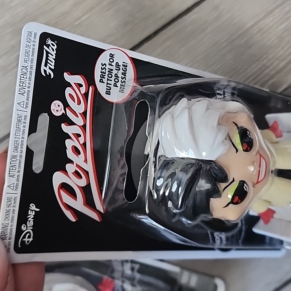 NEW Cruella De Vil Funko Popsie Mother's Day pop up greeting card characters - Picture 5 of 13